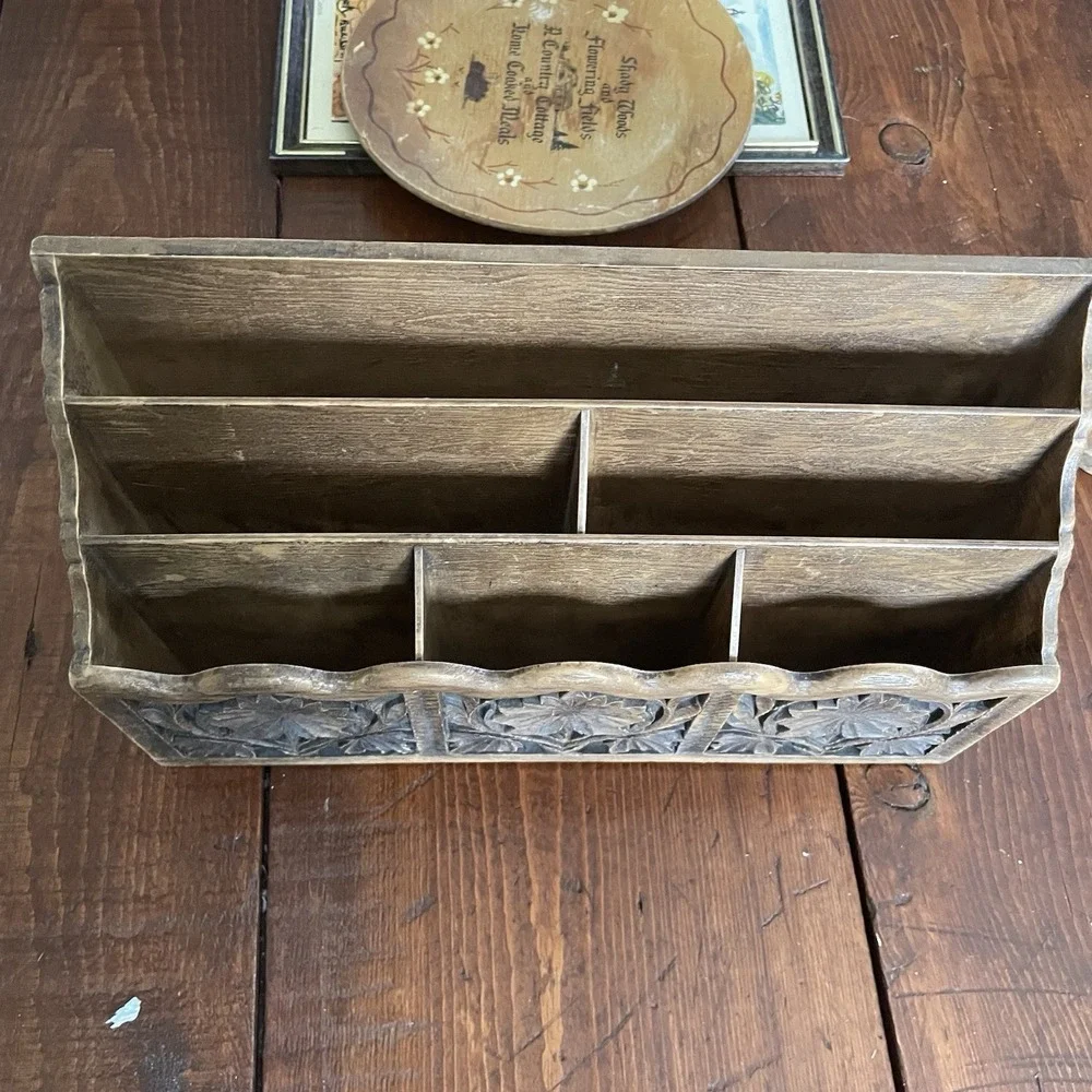 Vintage Lerner Floral Carved Faux Wood Letter Holder Mail Organizer Storage Desk